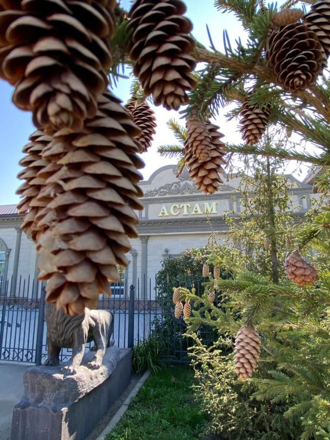 Hotel Astam Kostanay Bagian luar foto